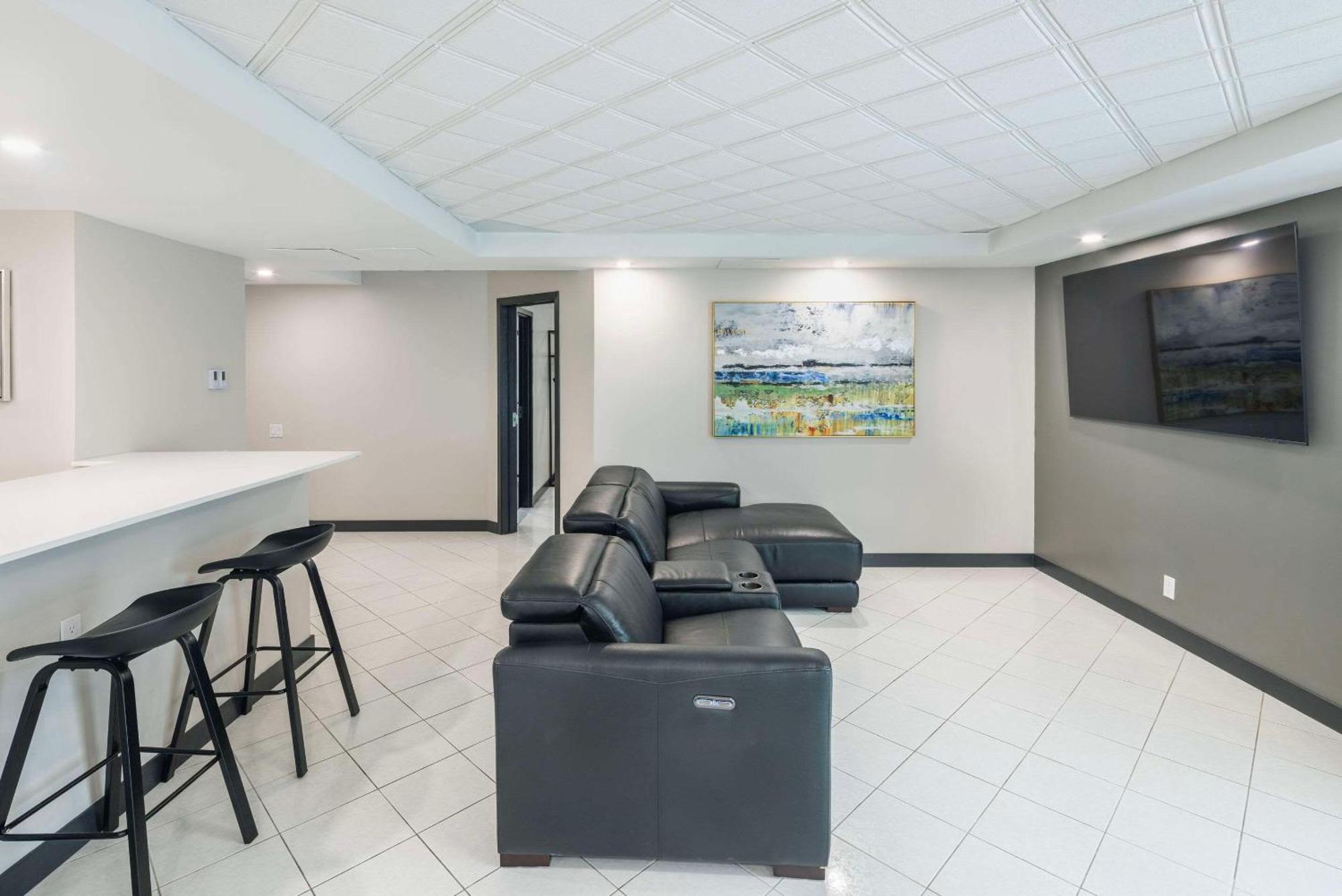 Les Suites De Laviolette Ascend Hotel Collection Trois-Rivieres Exterior foto