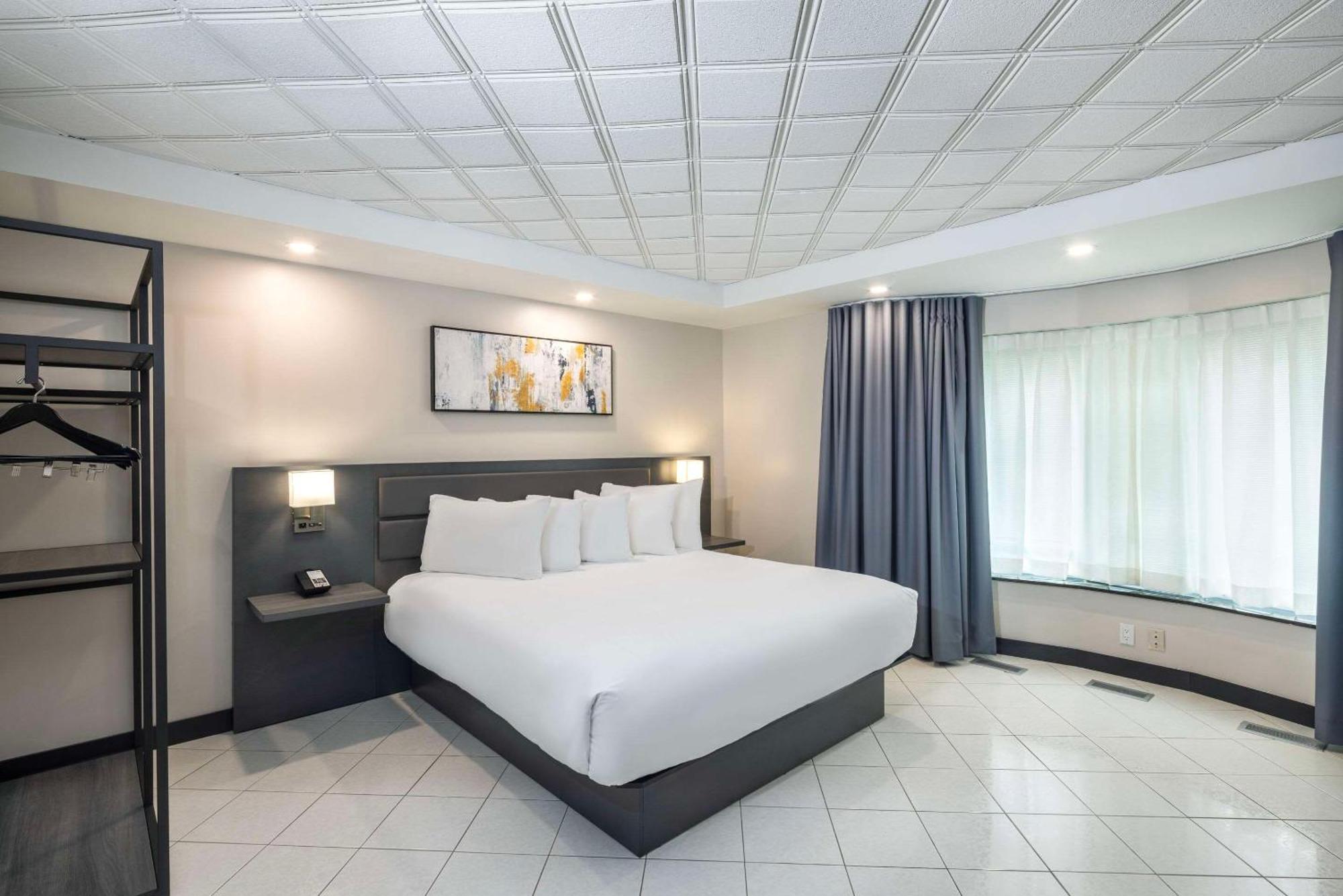 Les Suites De Laviolette Ascend Hotel Collection Trois-Rivieres Exterior foto